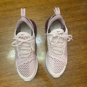Nike Women’s Air Max 270